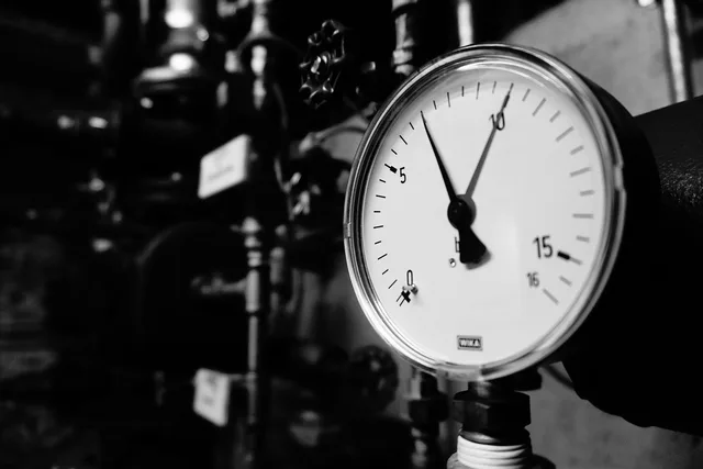 manometer, gauge, nature, pressure, water. Pressure washing equipment rated on what actually matters