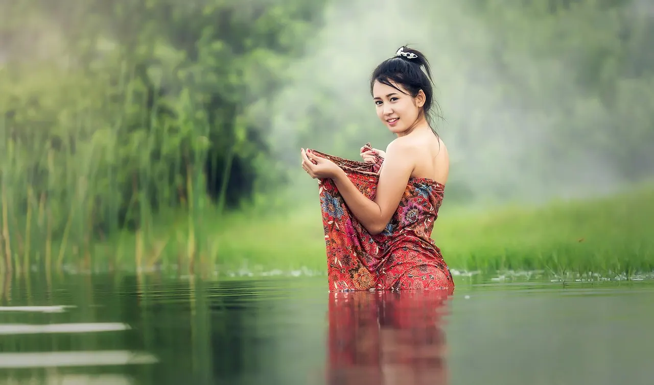 woman, washing, vietnam, asia, young, beauliful, river, cambodia, nature, culture, girl, indonesia, kariang, laos, lifestyle, countryside, malaysia, myanmar, burma, outdoors, thail